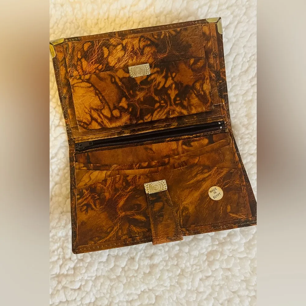 Egyptian Design Leather Women Wallet 2 Tone Brown & Gold Made in Egypt - Image 2