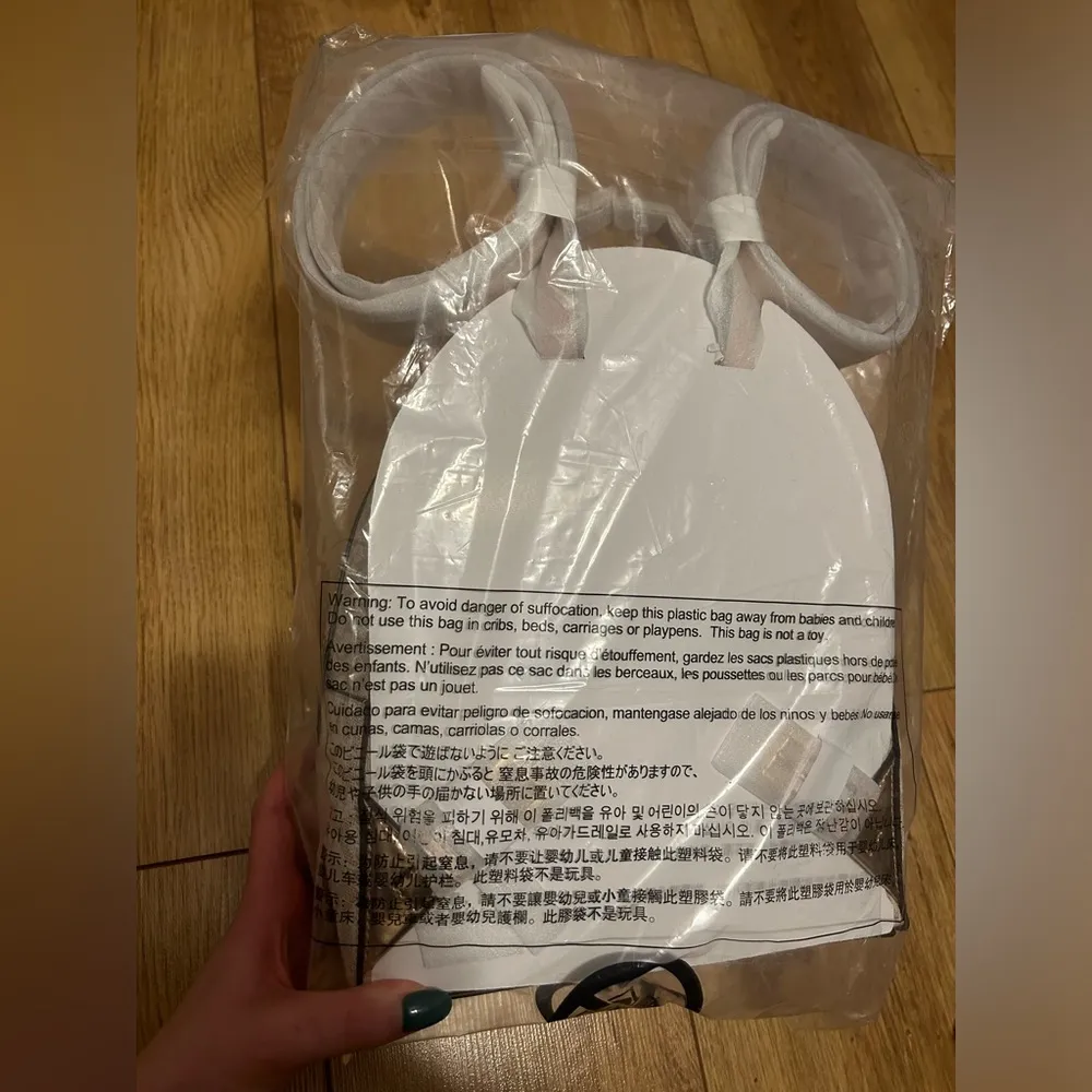 NWT Brand New Micheal Kors Sheila Medium Two-Tone Signature Logo Backpack - Image 5