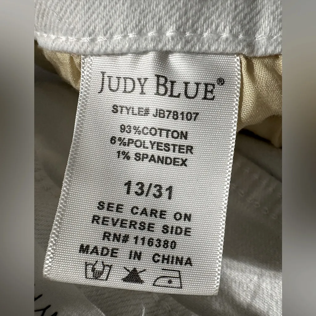 JUDY BLUE high rise skinny fit capri jeans size 13/31 white - Image 9