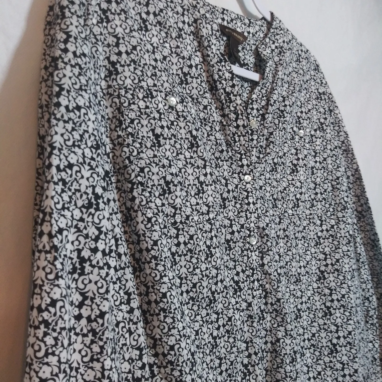 Bit & Brindle Floral Black and White Cotton Western Casual 3/4 Sleeve Top Sz L - Image 3