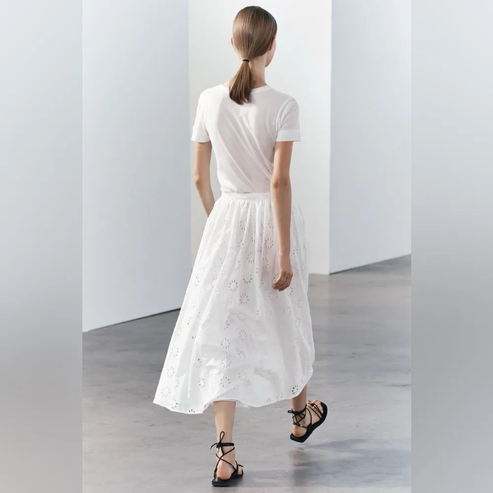 NWT Zara Women’s Cotton Lined Embroidered Eyelet Maxi Skirt Size XL - Image 4