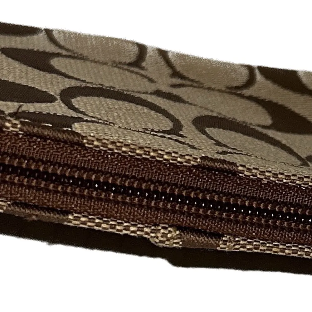 Coach Tan Teal Wristlet - Image 11