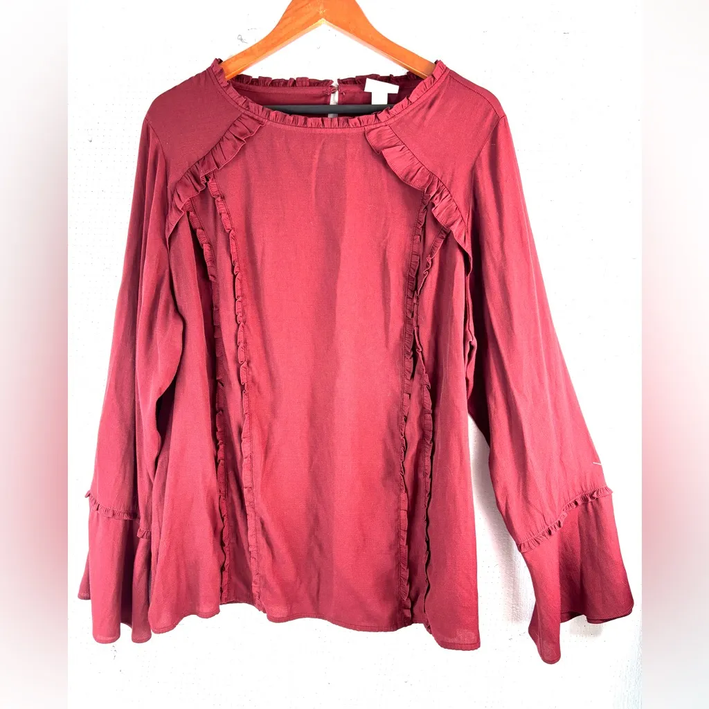 Ava & Viv 2X Boho Bell Sleeve Ruffle Trim Deep Red Apple Top - Image 2