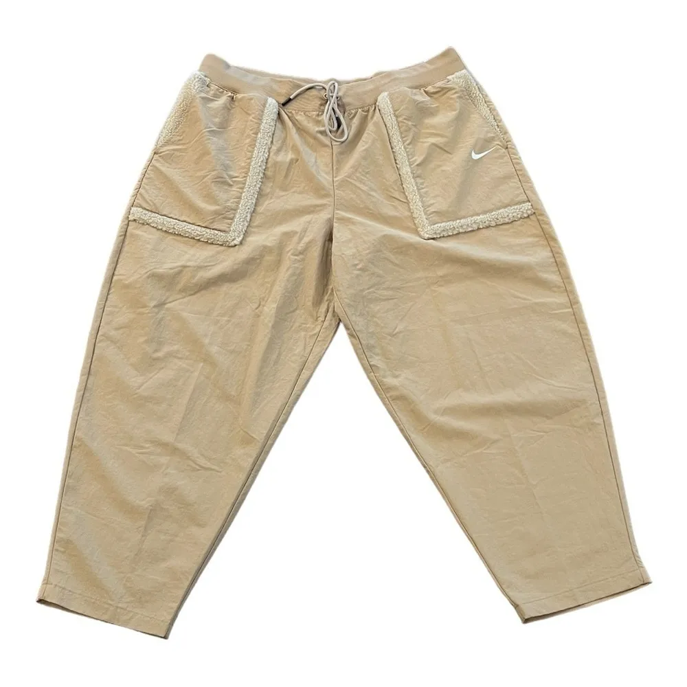 NIKE Essential Faux Fur Trim Woven Pants Sanddrift Size XXL NEW - Image 3