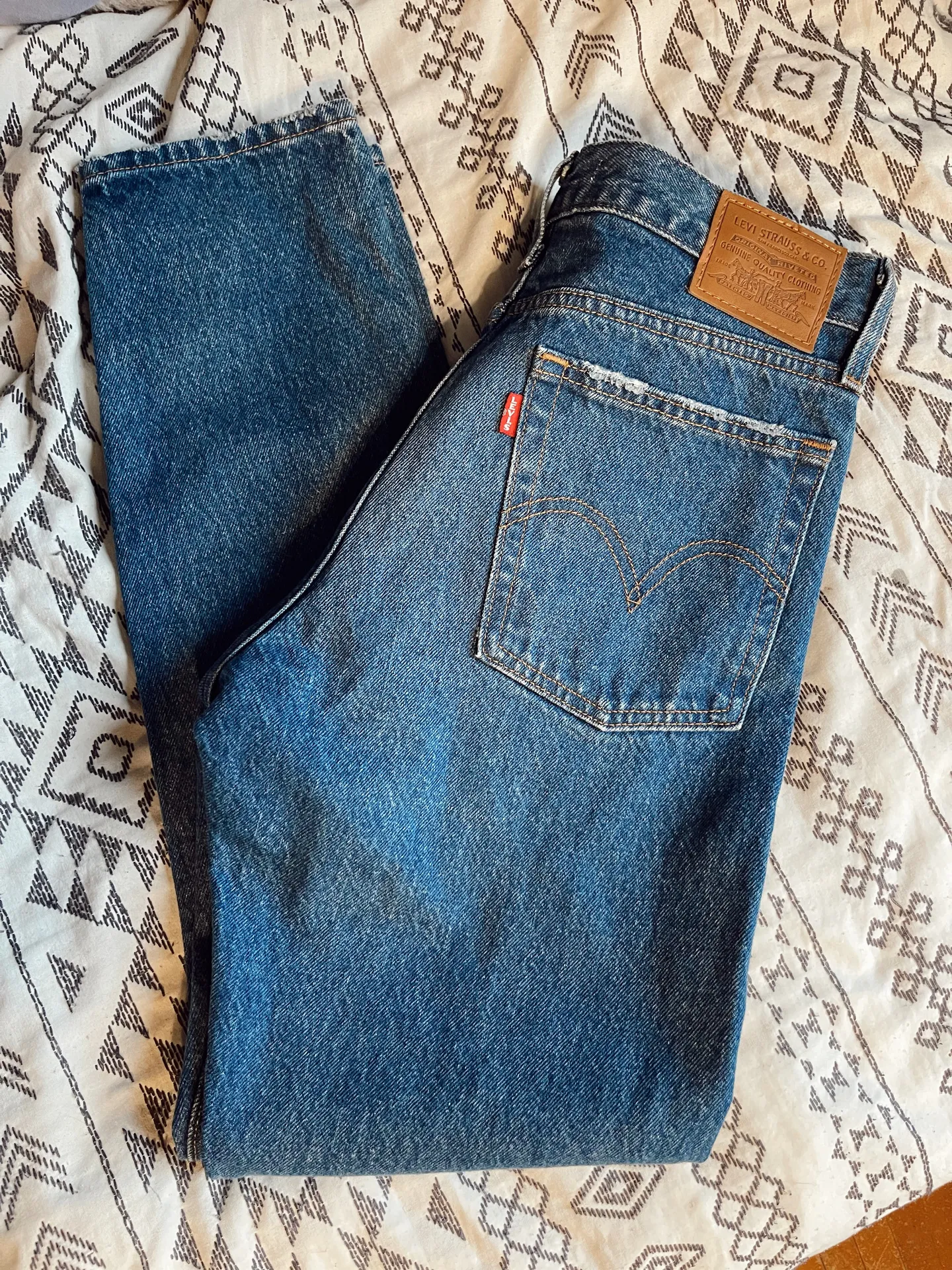 Levi’s Wedgie High-Rise Jeans - Image 4
