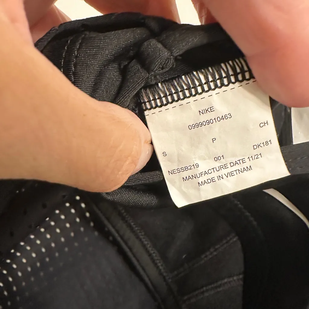 Nike‎ Black Perforated Tank Top - Image 4