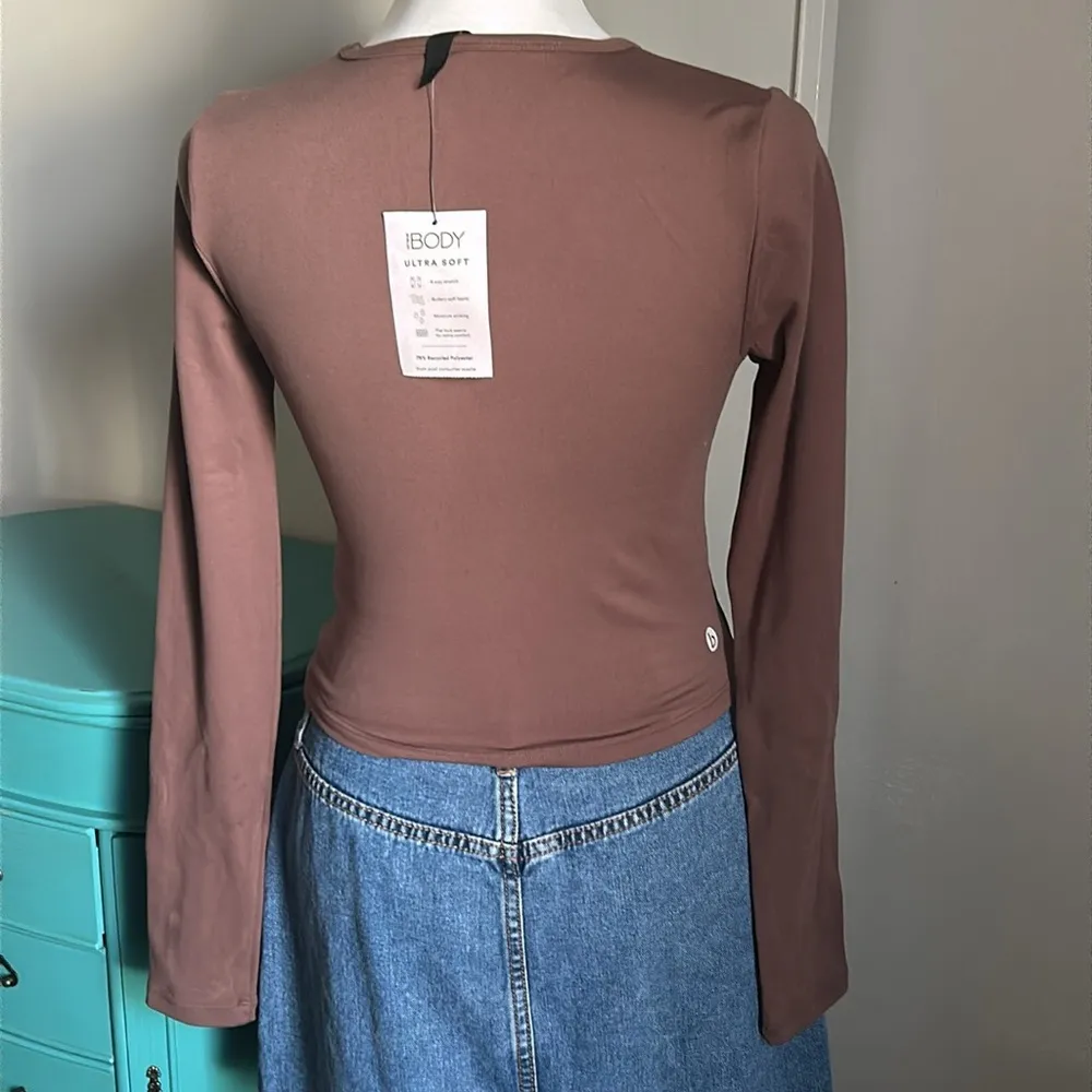 New Cotton On Ultra Buttery Soft Fitted Long Sleeve Athletic Workout T-Shirt - Image 3