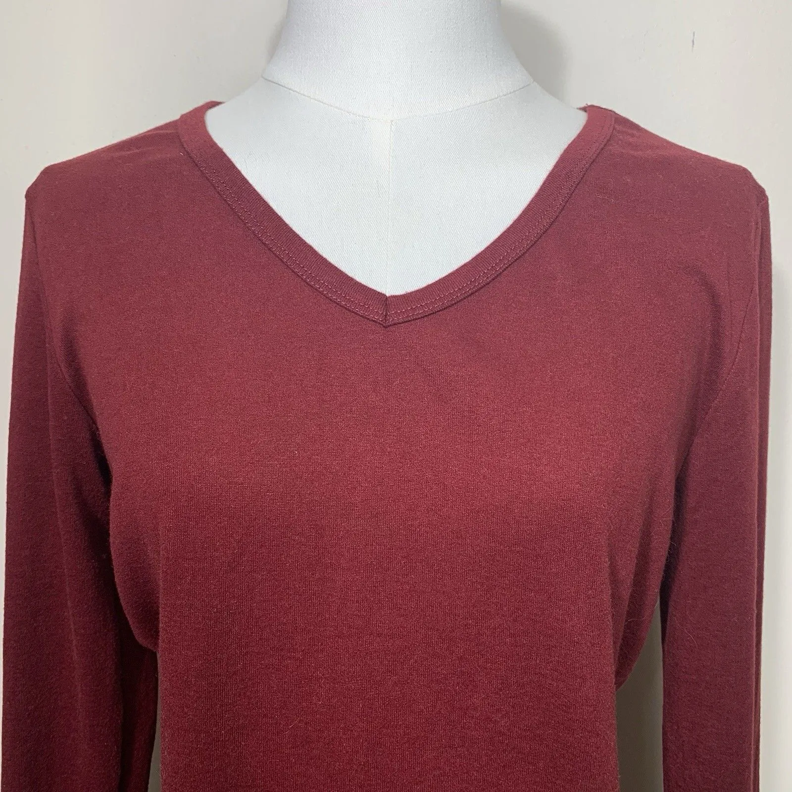 Vidarton Maroon Long Sleeve V - Image 2