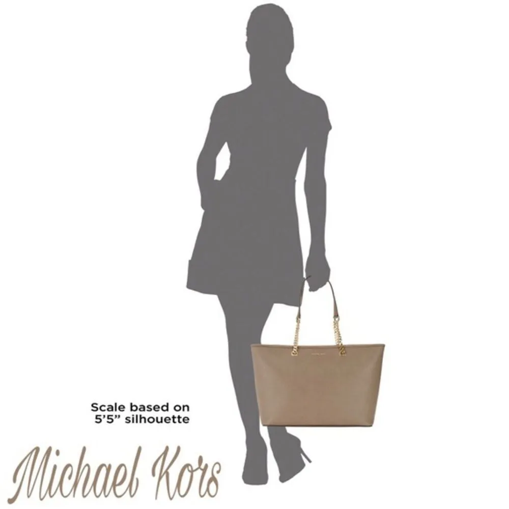 ✨4XHP✨Jet Set Leather Chain Tote✨ - Image 2