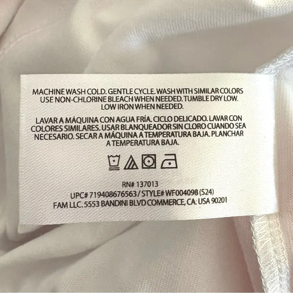 NEW Wildfox Women’s size M Graphic T-Shirt French Martini Ryan Top White - Image 7