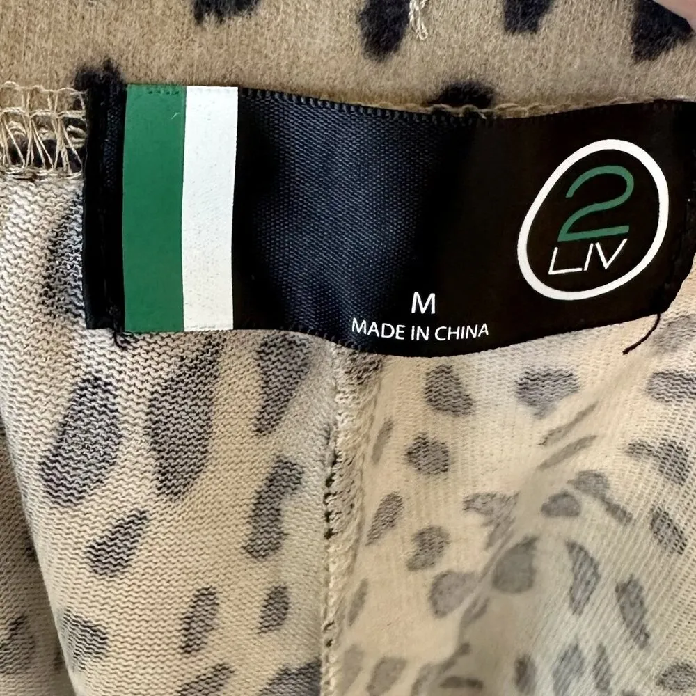 NWT 2Liv Cheetah Print Pull - Image 3