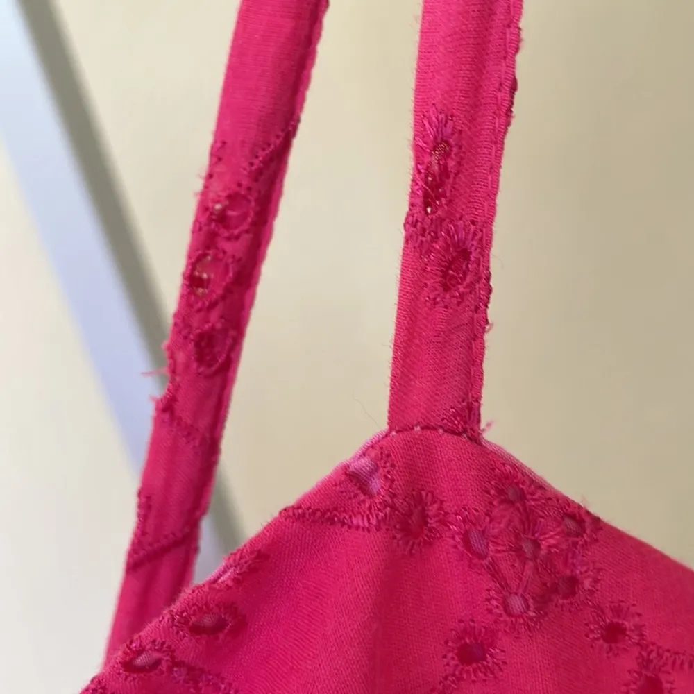 🩷 Lilly Pulitzer beautiful pink eyelet midi tank dress - Image 3