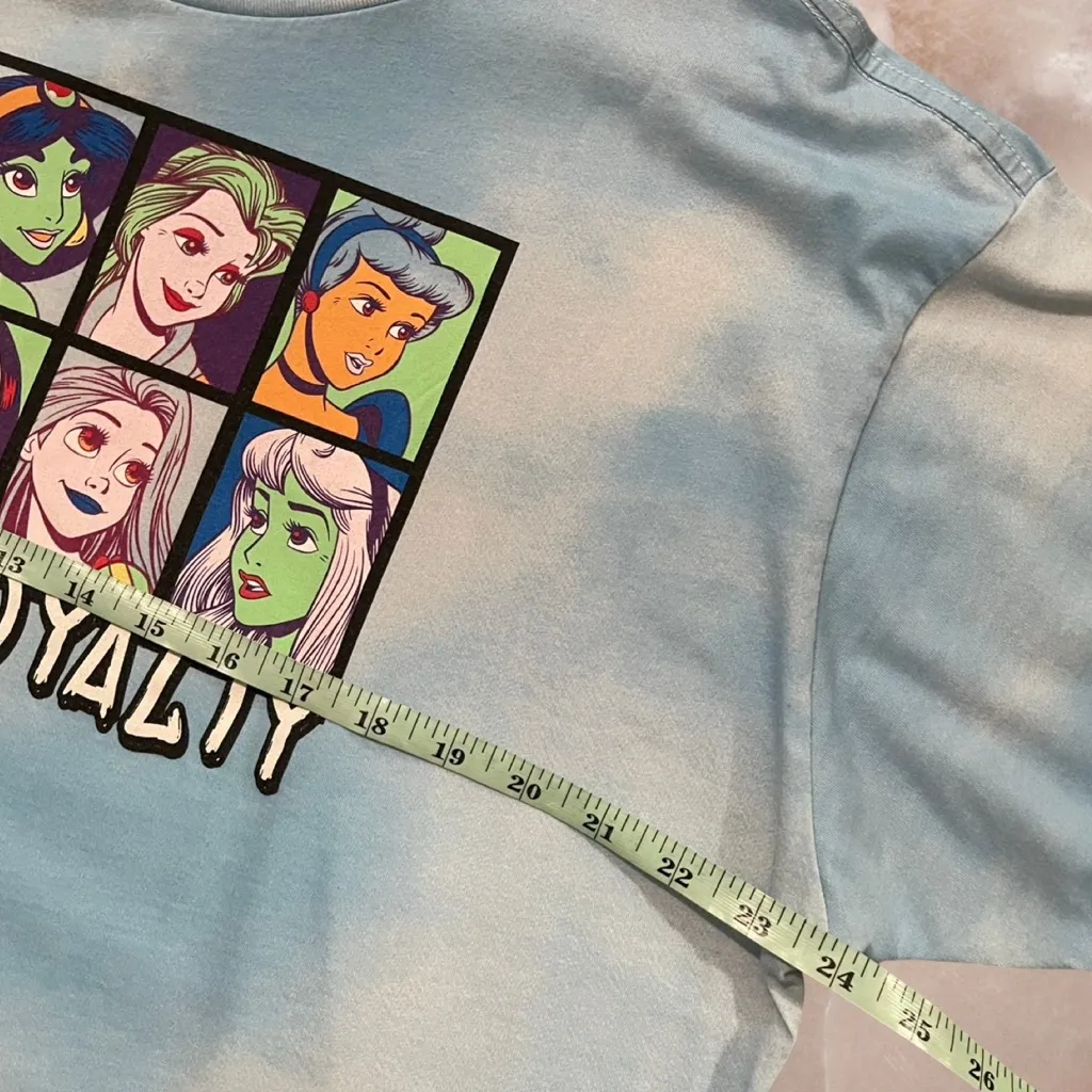 Disney parks graphic Princess Royalty t-shirt women's Sz XL - Image 8