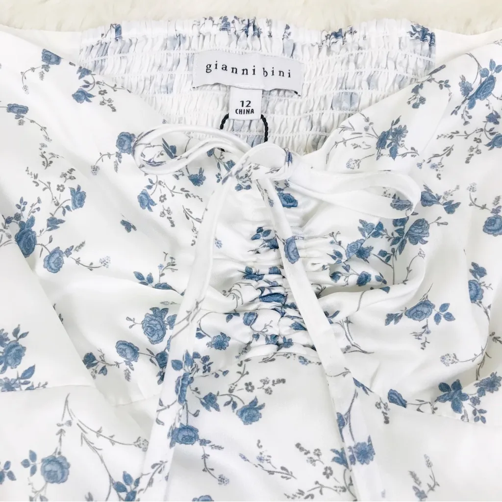 GIANNI BINI White Blue Floral Milkmaid Blouse‎ Top Crop Long Sleeve Size 12 New - Image 6
