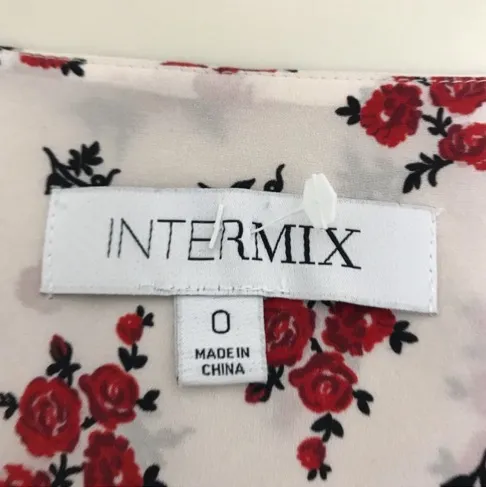 Intermix EVONNE FLORAL TOP - Image 3