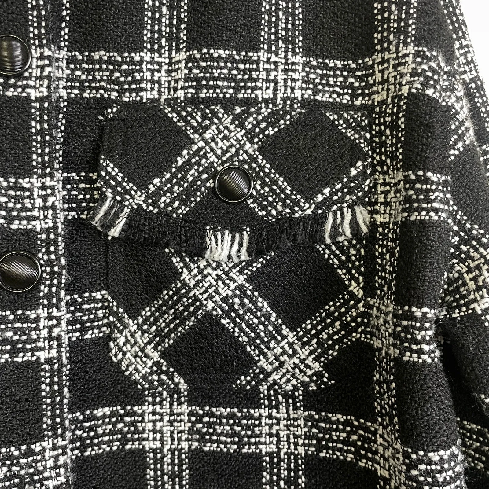 House of Harlow Shacket Womens Medium Black Button Up Tweed White Check Heavy - Image 4