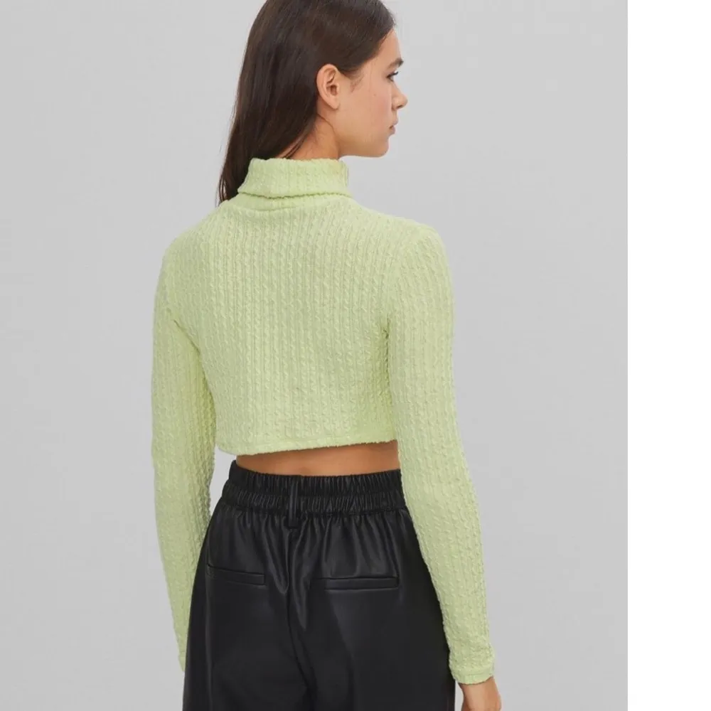 NWT Bershka Ribbed Cropped High Neck Sweater Lime Green Medium - Image 3