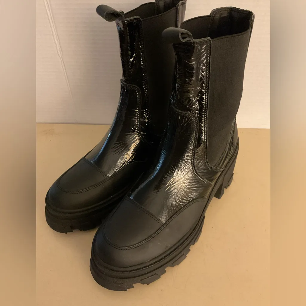 Steve Madden Black leather Platform Chelsea Boots size 10 - Image 2