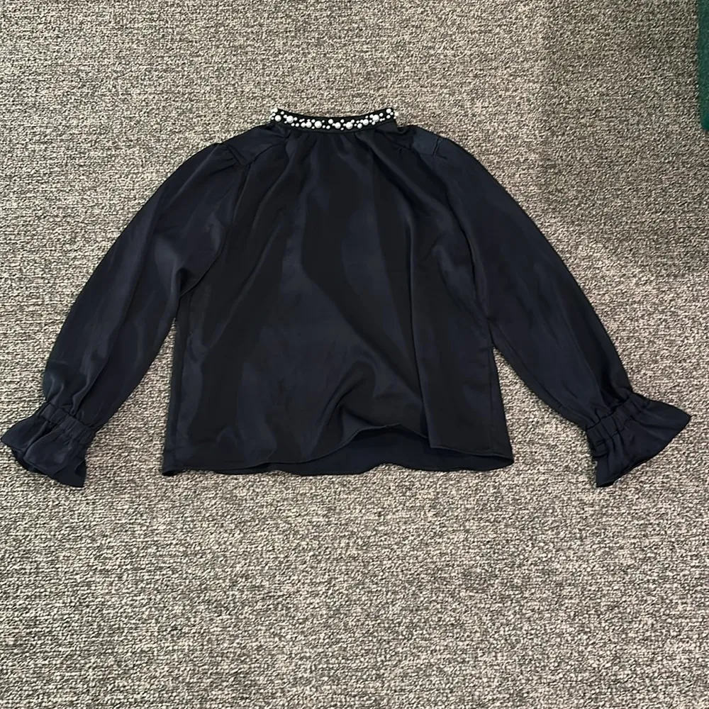 NWT TCEC Navy Satin Blouse Sz M - Image 4