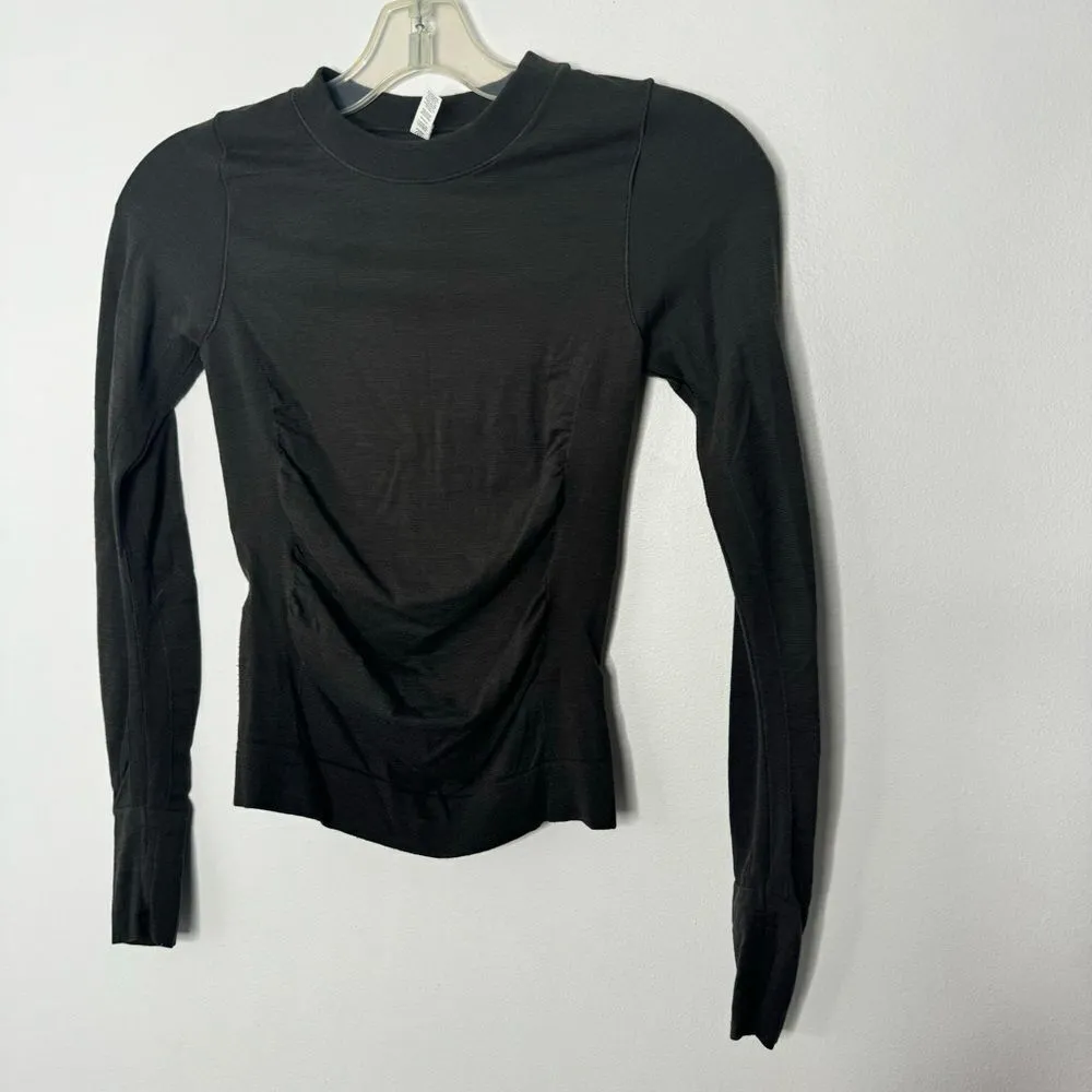 Athleta charcoal gray top size XS - Image 2