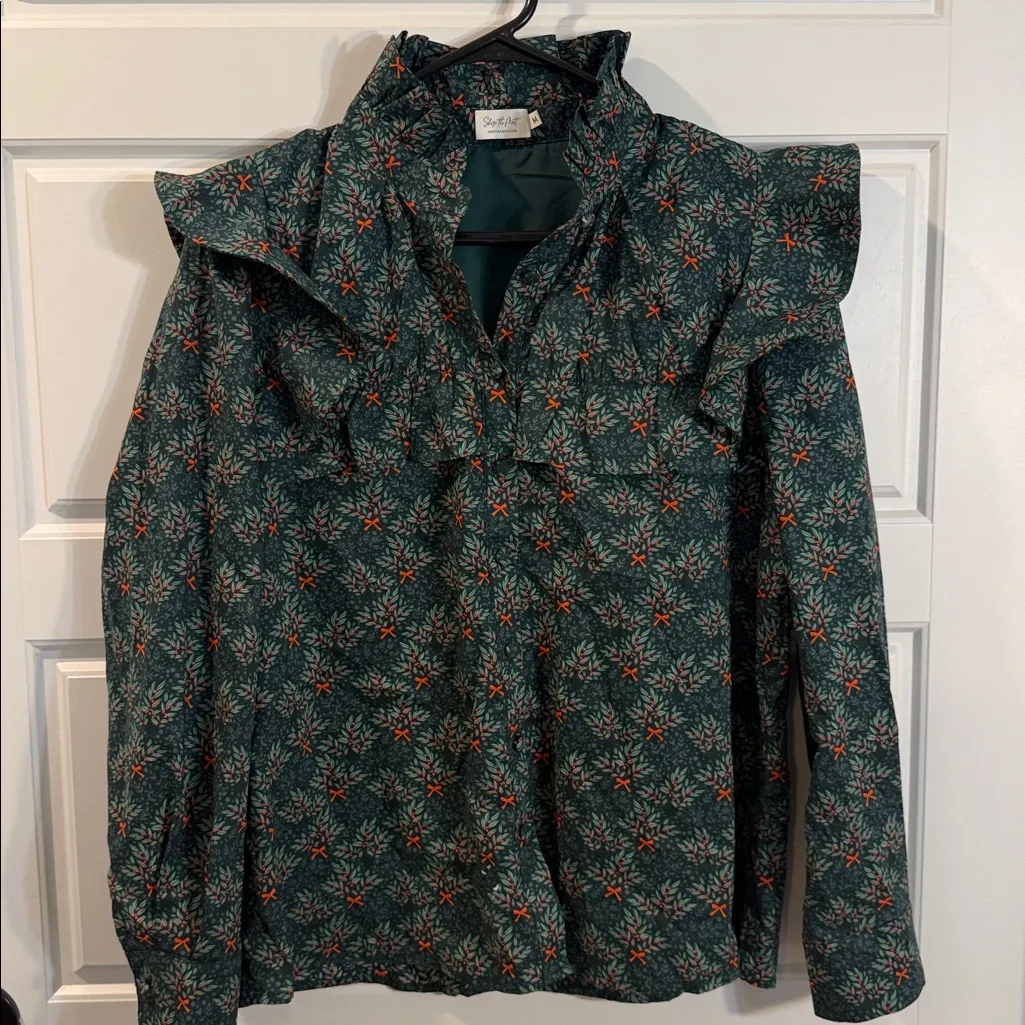 Shop the mint On Your Time Holiday Print Button Down Top medium NWOT - Image 6