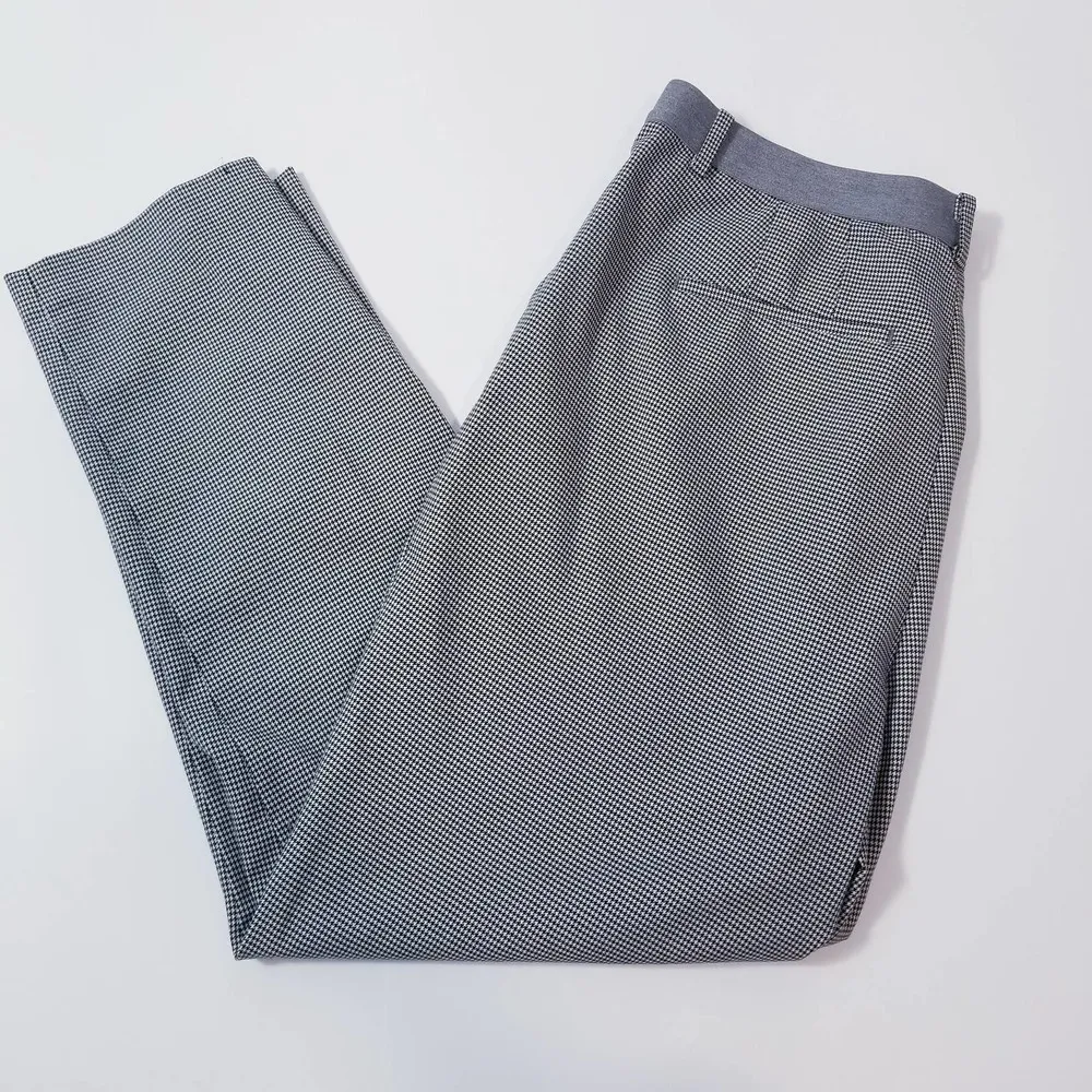 UNIQLO Hounds tooth Print High Rise Pull on Pants - Image 2