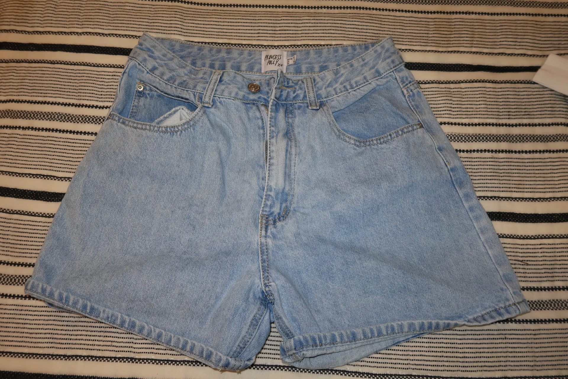 Princess Polly Shorts - Image 2