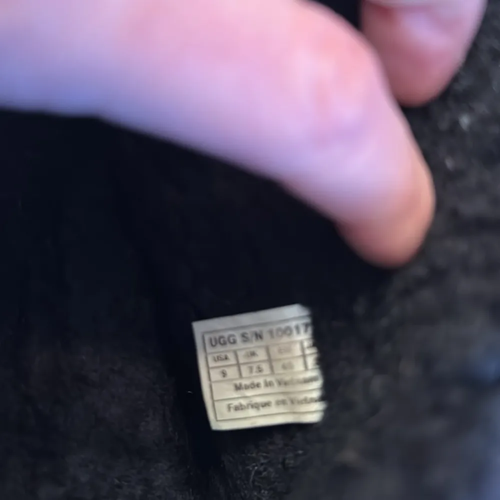 UGG black Leather Boots - Image 4