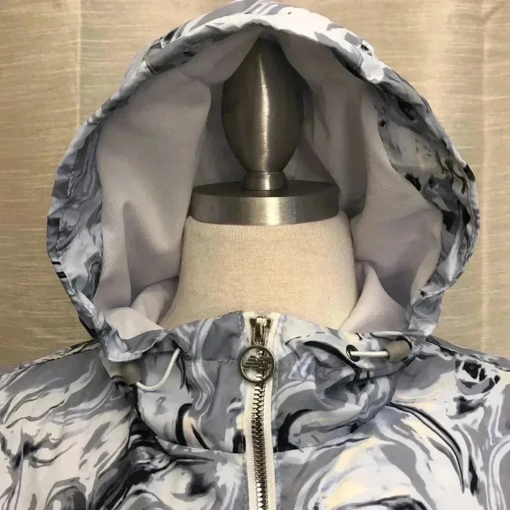 NWT New Balance Women’s Lightweight Windbreaker - Image 2