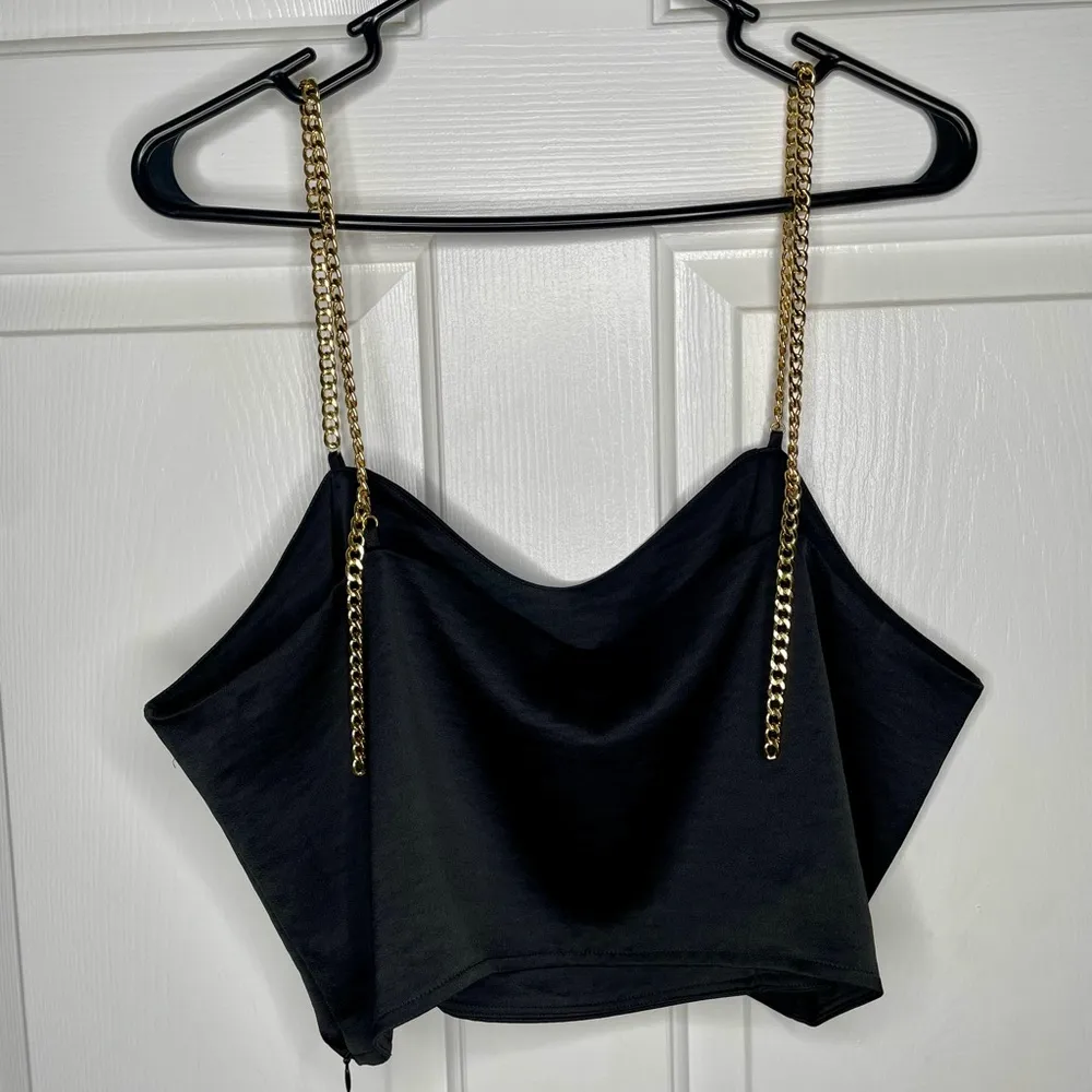 Express Black and Gold Chain Strap Camisole - XL - NWT - Image 4