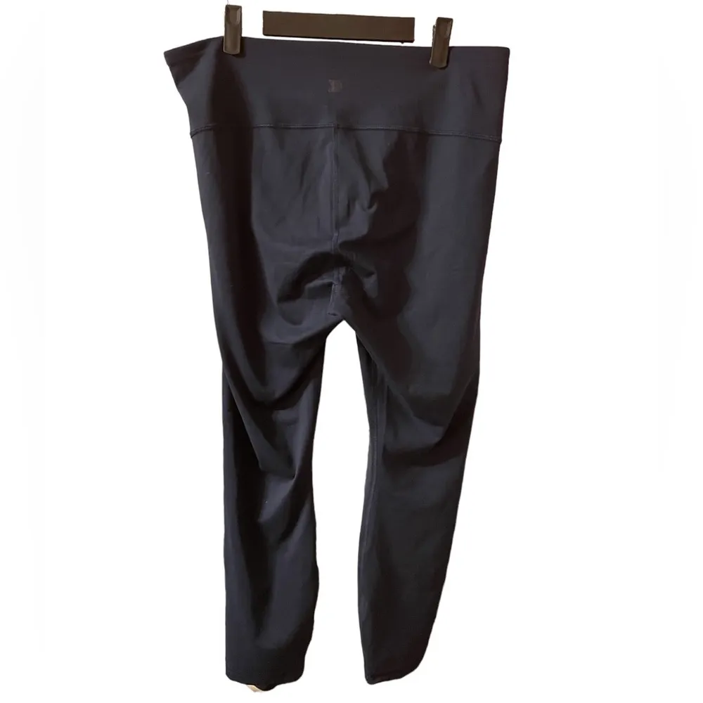 ALL IN MOTION NAVY BLUE 7/8 LEGGINGS - Image 2