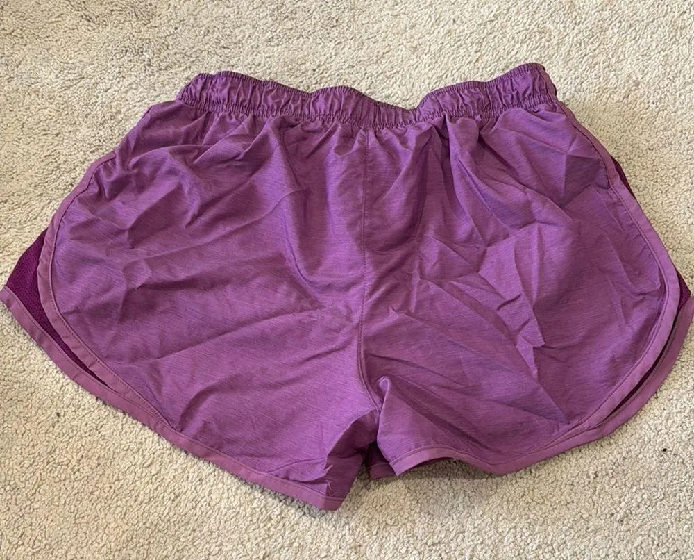 Nike Women's Purple Shorts - Image 3