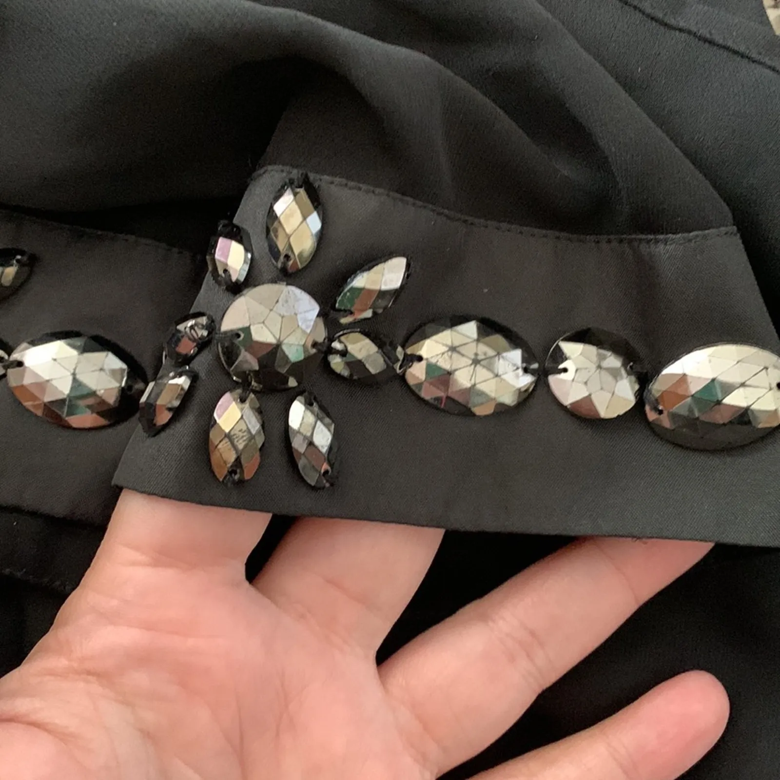 Beulah size medium black beaded tunic top tunic causal - Image 6