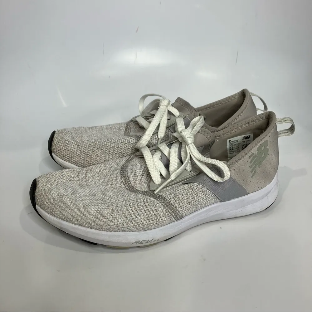 New Balance fuelcore nergize V1 sneaker light gray women’s size 7.5‎ casual - Image 2