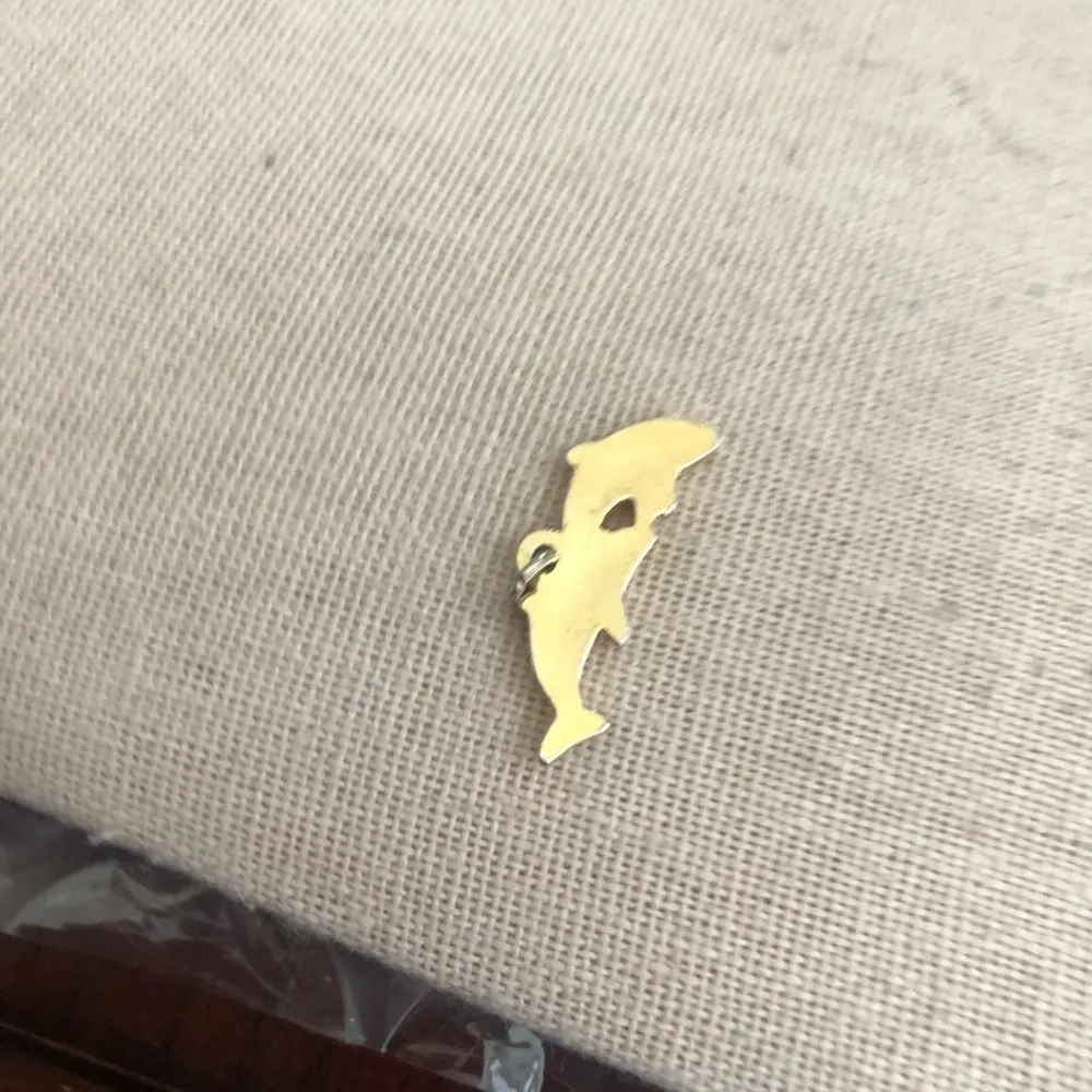 Vintage Dolphin Pendant - Image 2