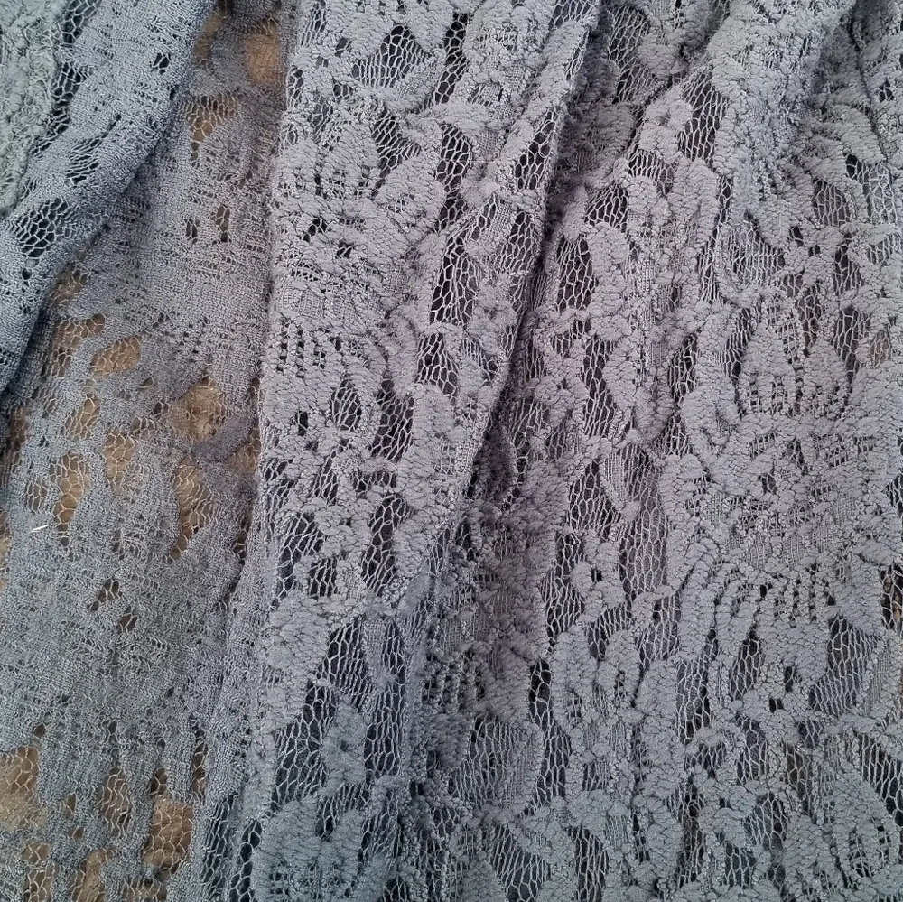 Lularoe Monroe Blue Lace Kimono with Fringe Bottom - Image 4