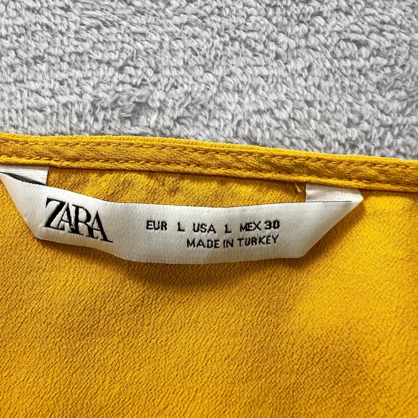 ZARA Mustard Yellow Blouse Women's Large Draped V-Neck Hi-Low‎ Hem Relaxed - Image 4