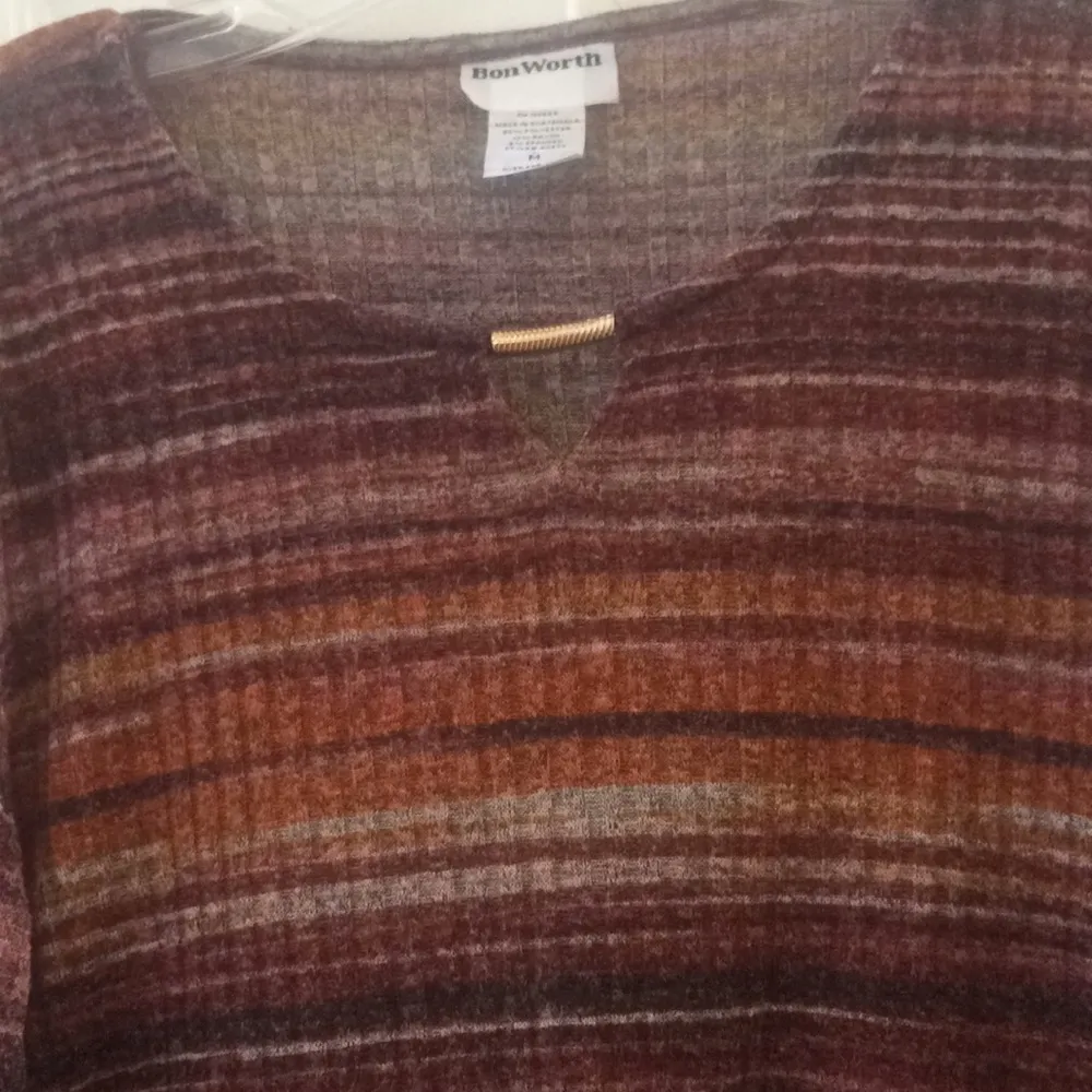 Bonworth FINAL MARKDOWN Ladies’  Top (M) - Image 3