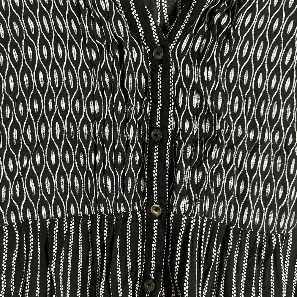 Anthropologie Maeve Calia Black White Printed Button Front Tunic Top Size 2 - Image 10