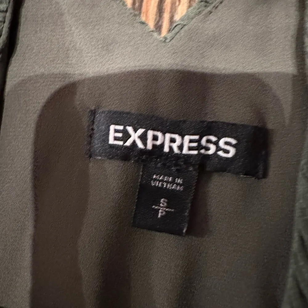 EXPRESS green baby doll tank - Image 2