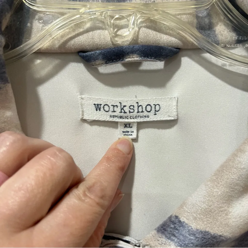 Workshop Republic Clothing Faux Leather Jacket Blue Tan White Women’s Shaket XL - Image 4