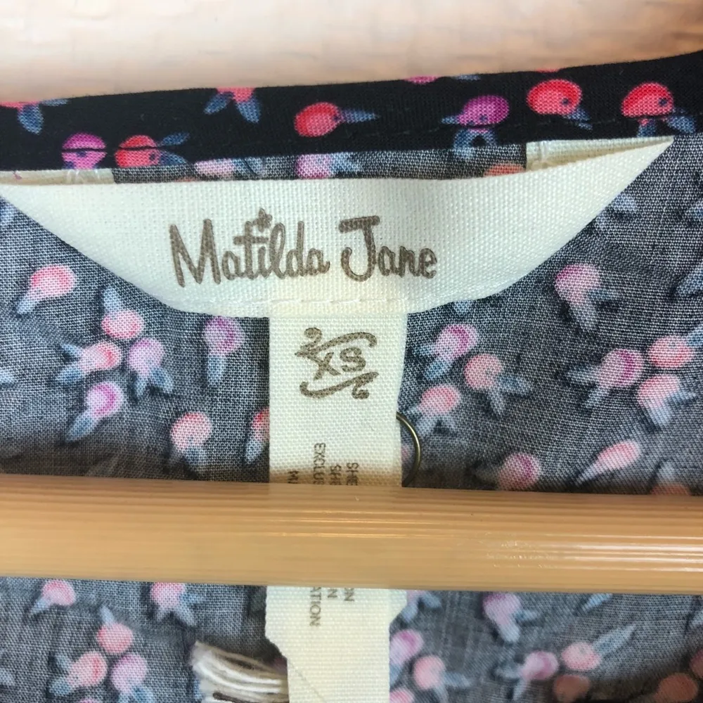 NWT Matilda Jane White Eyelet Snow Globe Tunic Top - Image 5