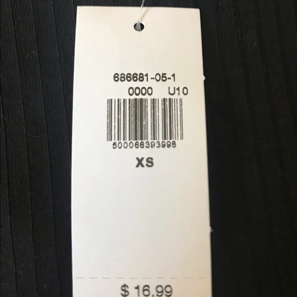 NWT  Black Biker Shorts Size XS - Image 6