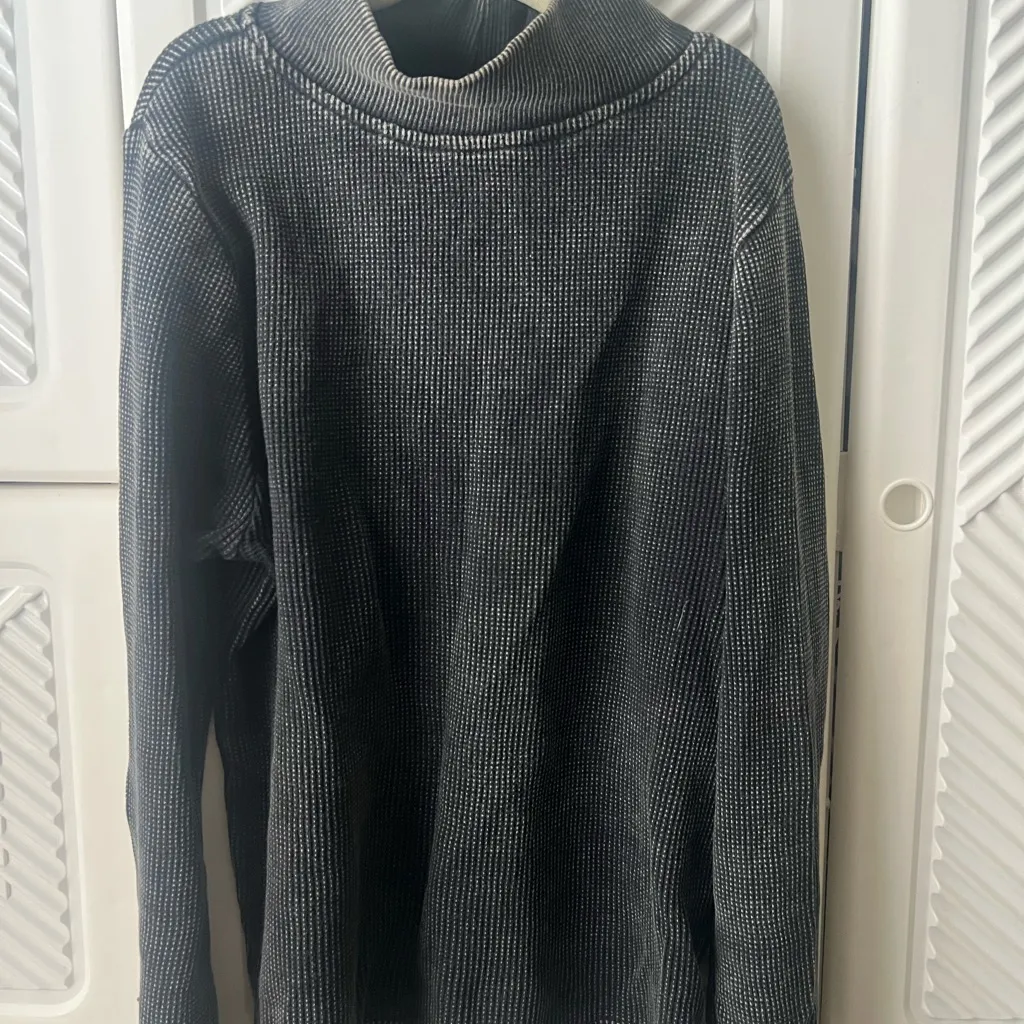 Forever 21 Black Ribbed Long Sleeve Sweater - Image 3