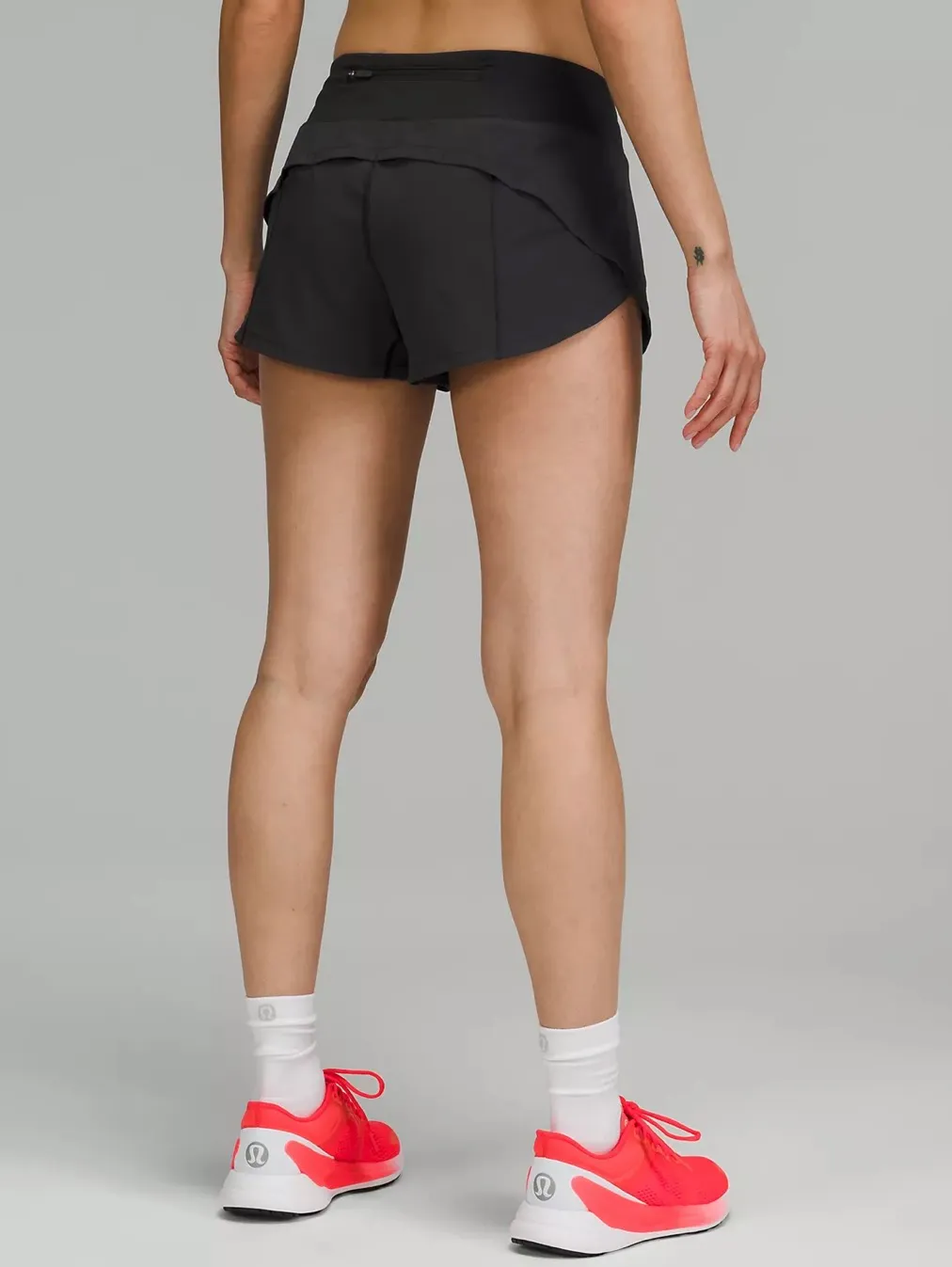 Lululemon Speed Up Shorts 2.5 - Image 2