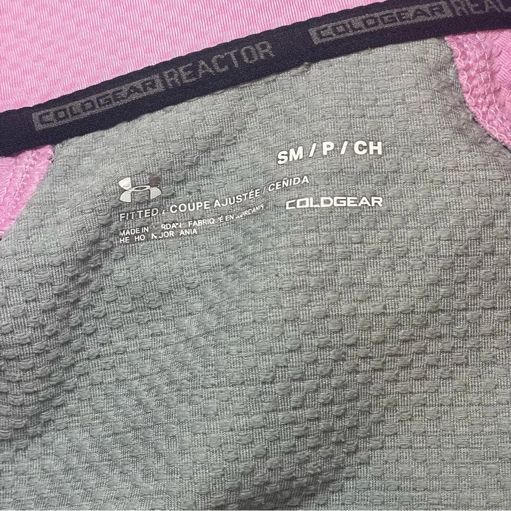 Under Armour  ColdGear Reactor 1/2 Zip Base Layer Top Running Athletic Small EUC - Image 7