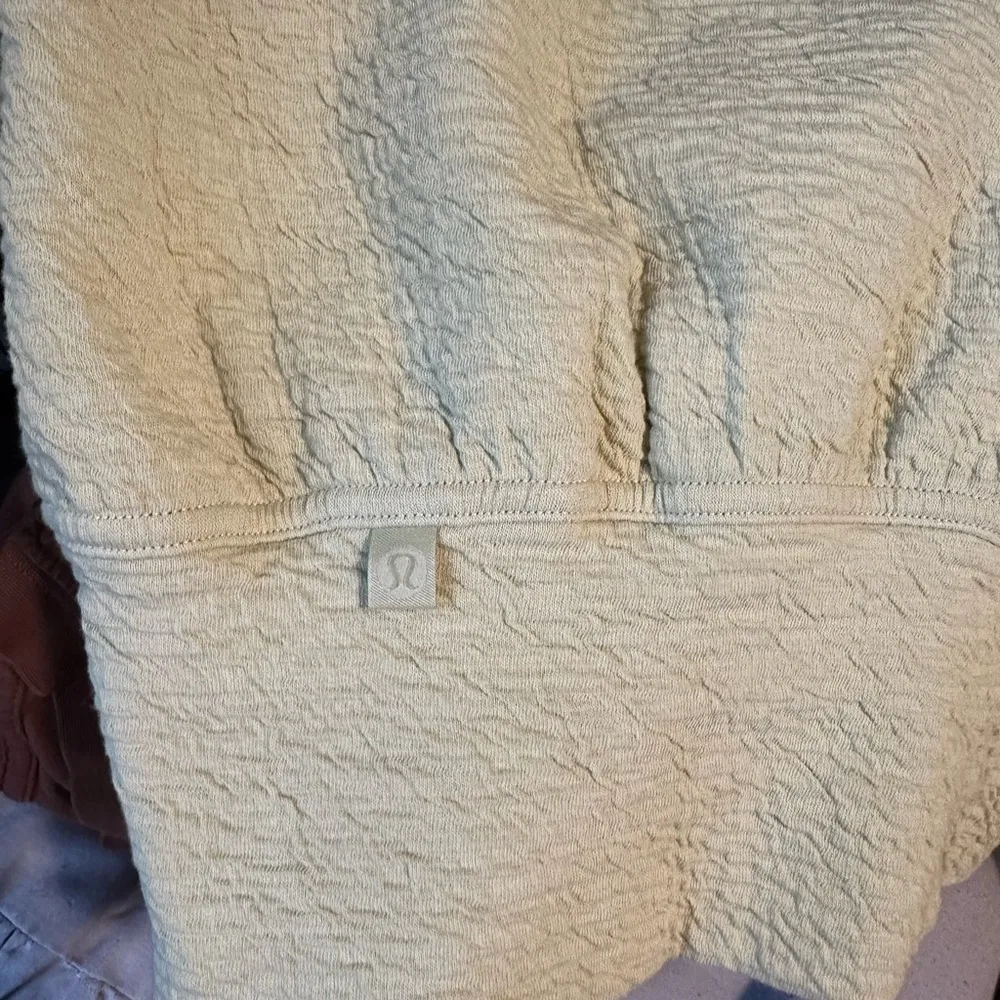 Lululemon textured crewneck - Image 5