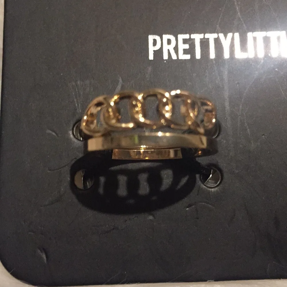 ⭐️ PrettylittleThing Ring Set - Image 3