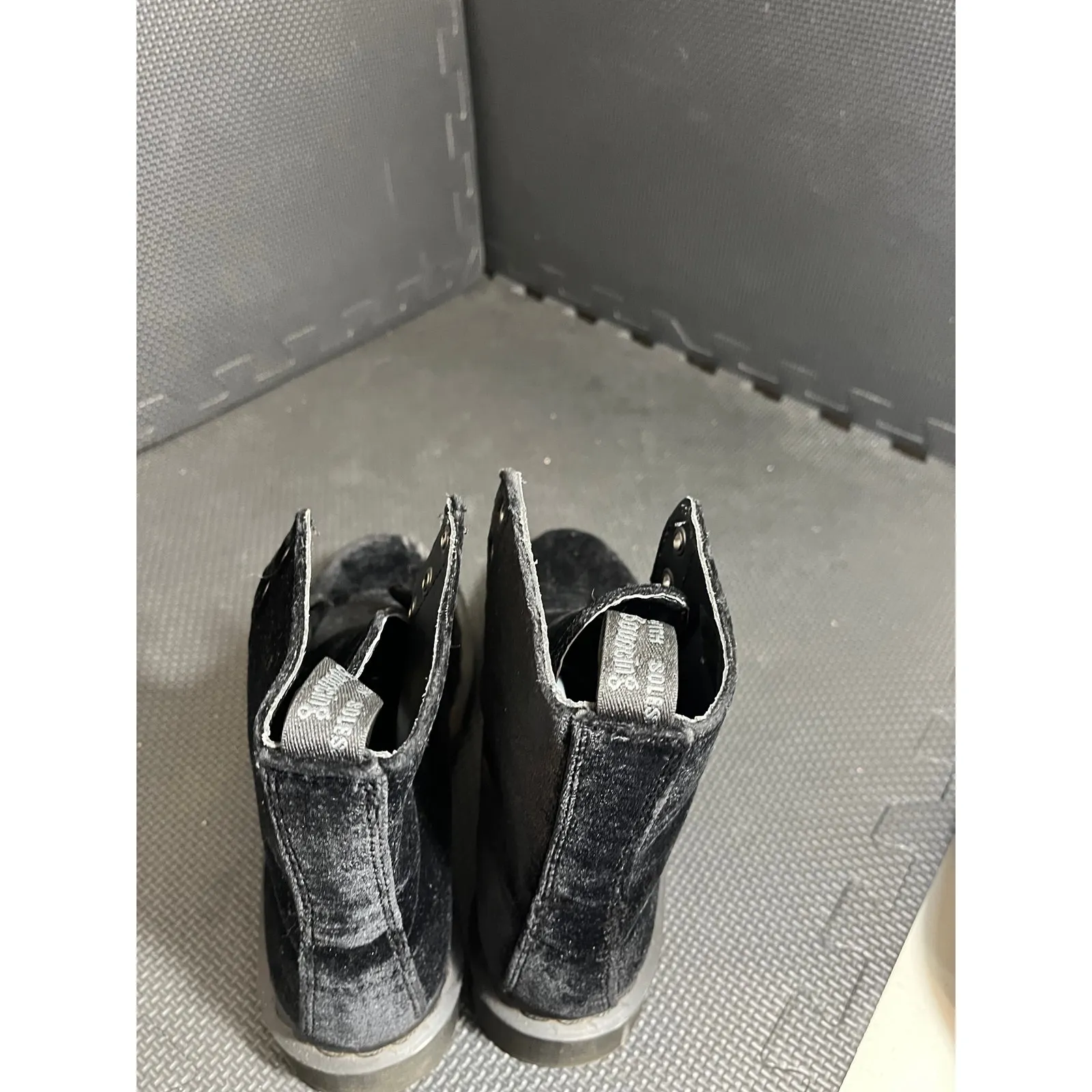 Doc Dr Martens Page Black Velvet Combat Boots Womens‎ Size 7 Grunge Moto Emo - Image 8