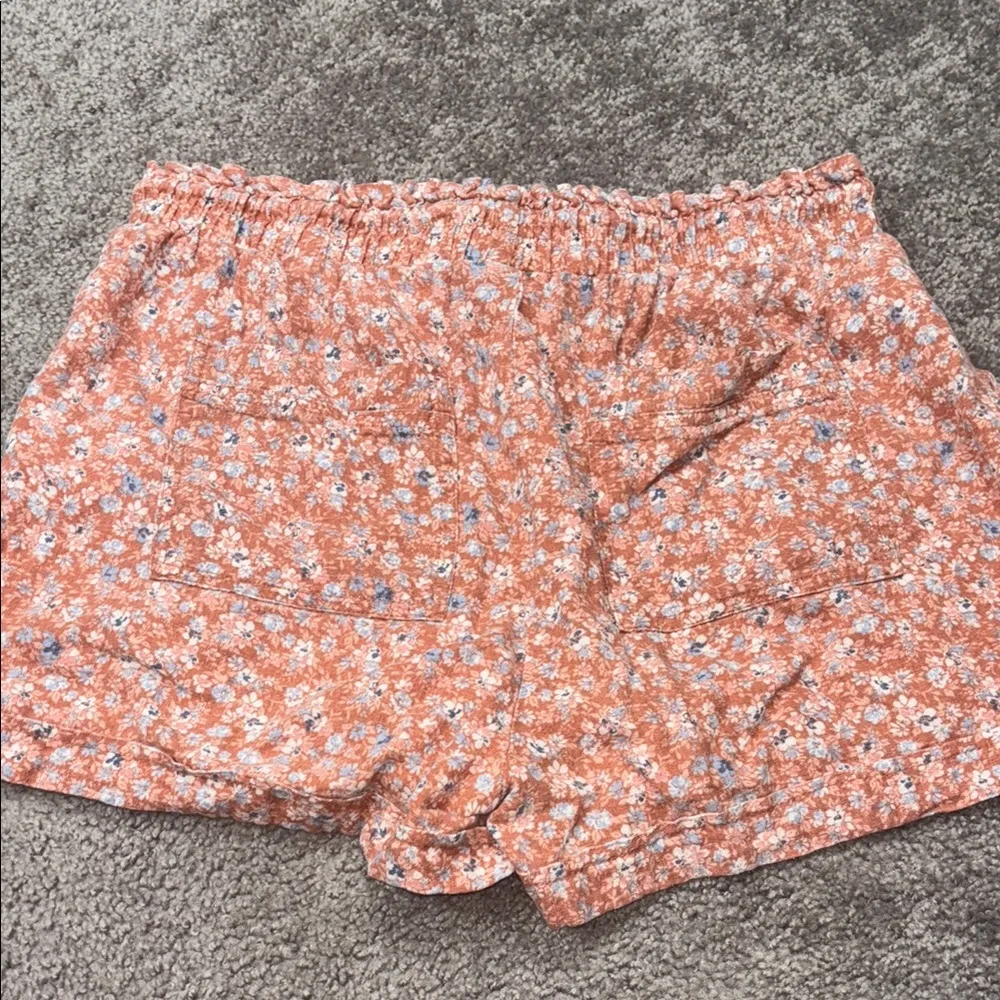 Rewind Rust and Light Blue Floral Shorts size XL - Image 3